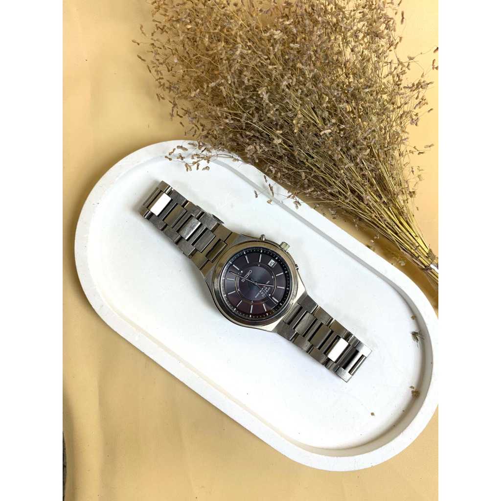 Seiko Solar Titanium