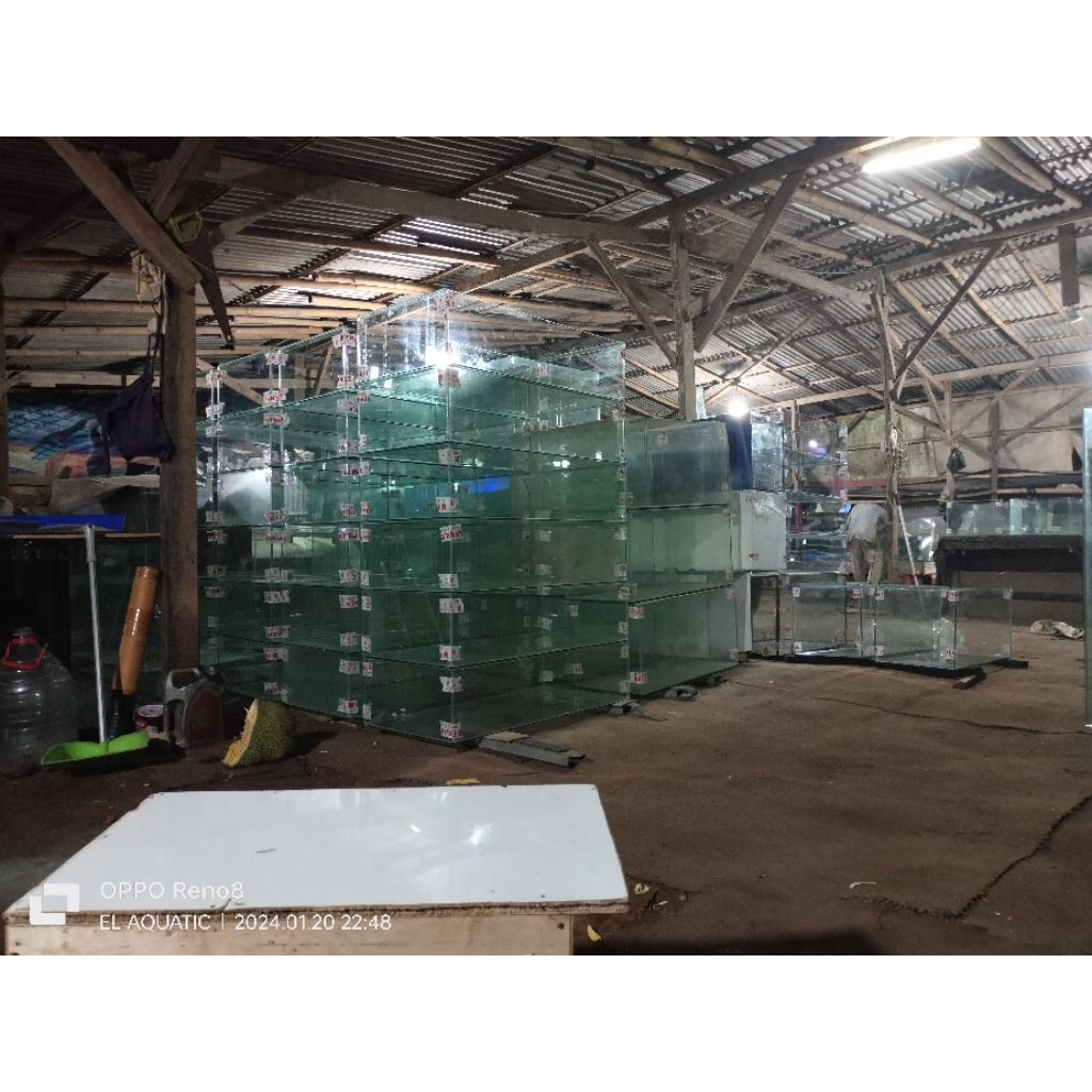 aquarium 60x30x30 alas 8 keliling 5mm