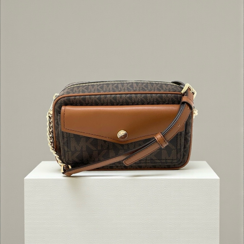 BRAND NEW MICHAEL KORS MK Signature Medium Jet Set Travel MD Pocket Camera Crossbody Bag