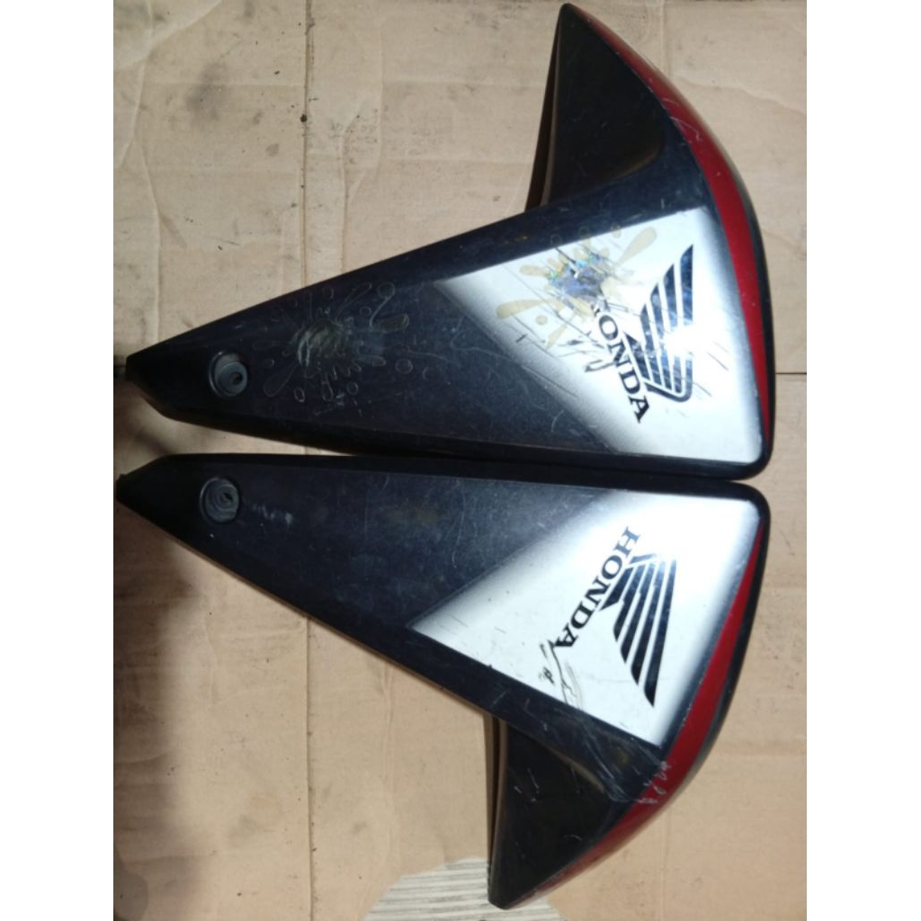 sirip tangki megapro monoshock