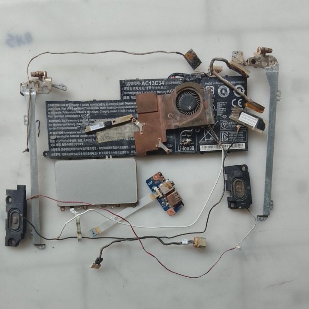 Part Laptop Acer Aspire V5-132P baterai Engsel Webcam Kabel fleksibel LCD fleksibel Wifi fan proseso