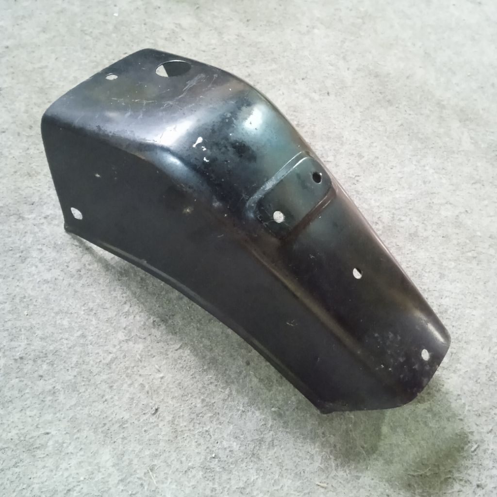 Spakbor Belakang Suzuki RC 80 RC 100 Bravo Original