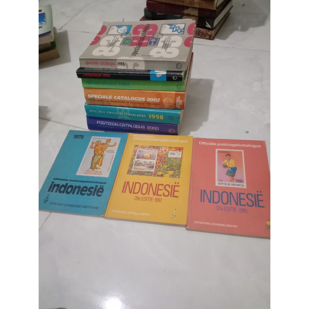 Buku Katalog Perangko/stamp Belanda