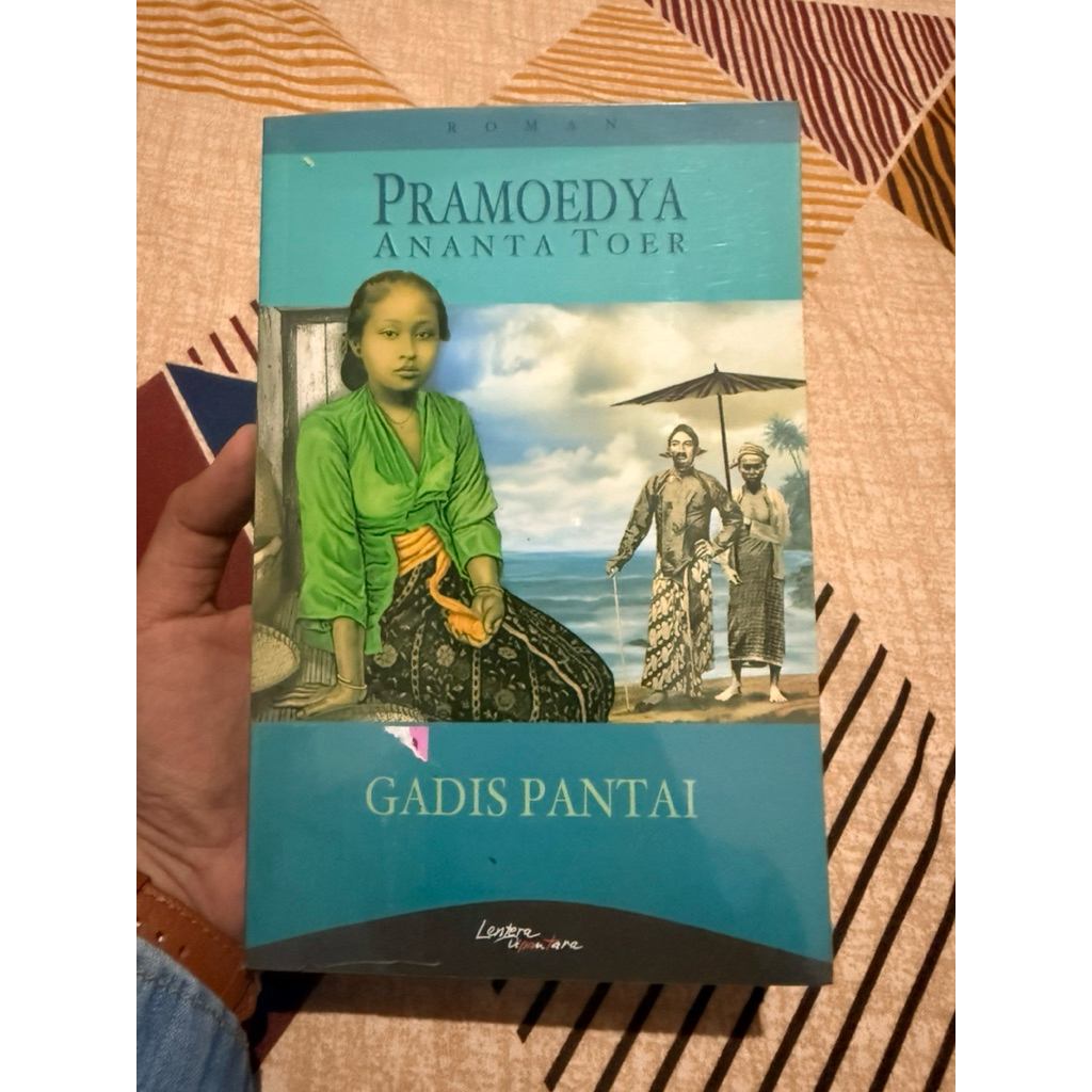 Gadis Pantai Pramodya Ananta Toer