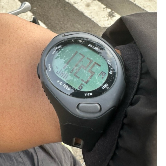 Nike Triax Watch Bowerman/ Jam nike (ada minus)