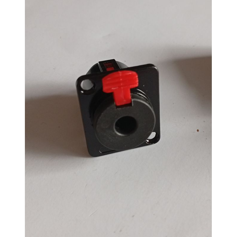 soket akai mono body sasis box kotak bahan besi