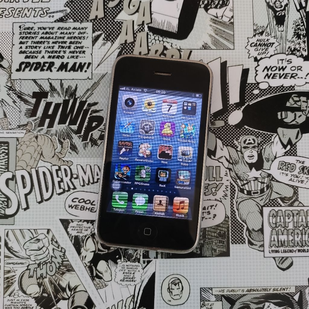 iPhone 3GS 32GB Hitam Sinyal On Fungsi Normal Baterai Awet Full Game Jadul