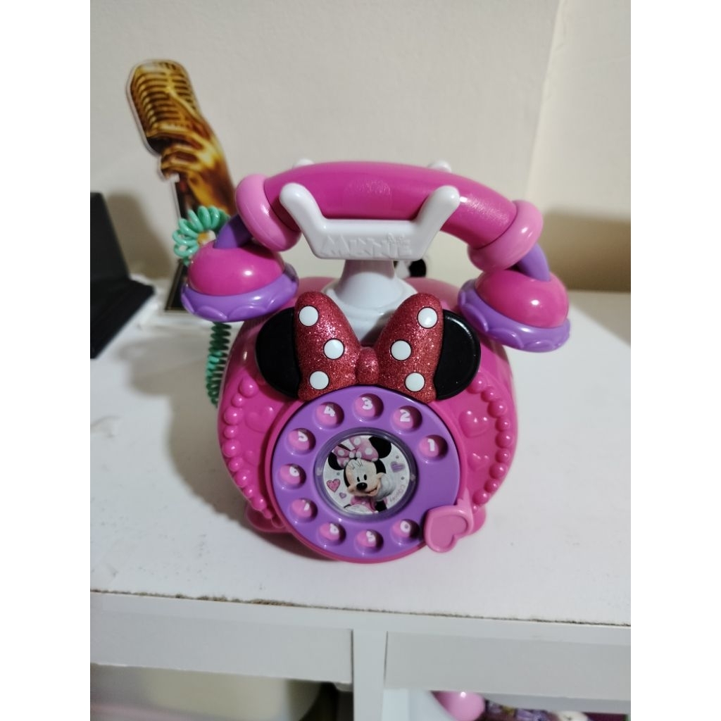 Just play Disney junior minnie mouse happy helpers phone