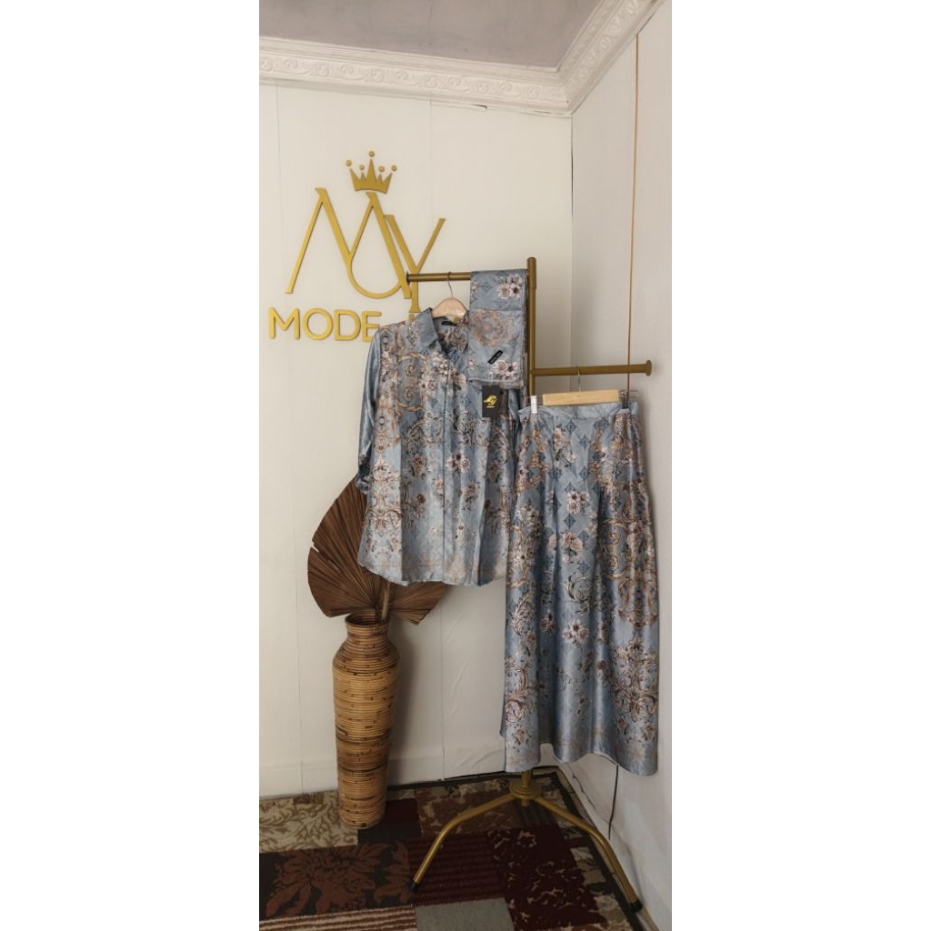 ONESET ROK KERUDUNG ARMANI SILK BLUE