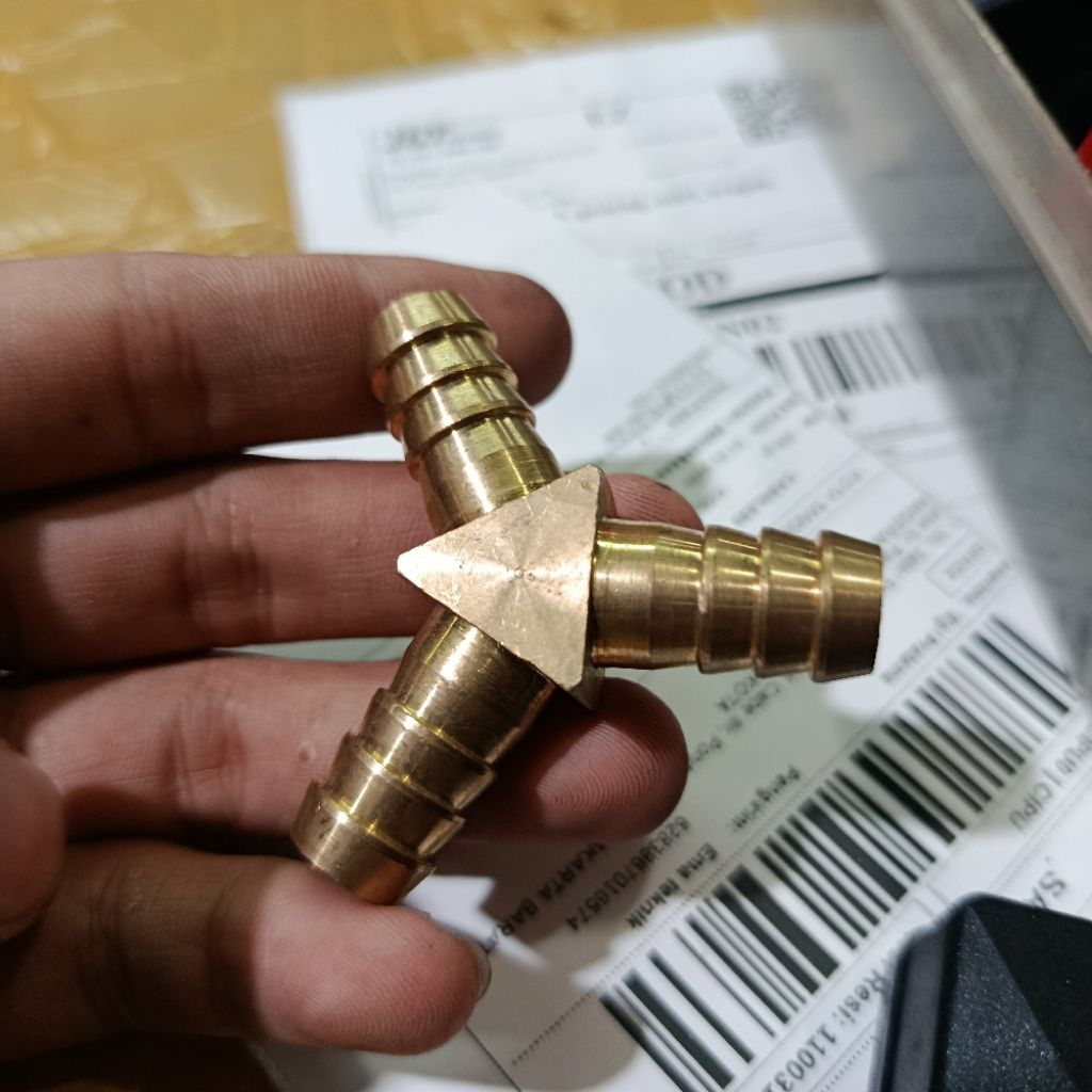 Nepel selang Y standar untuk selang Gas LPG 3/8