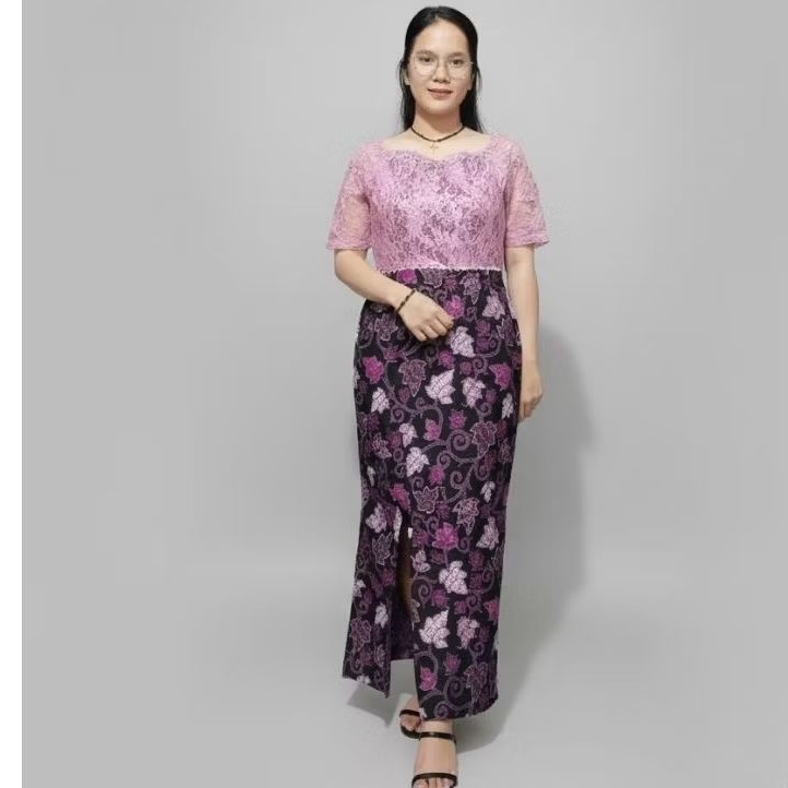 Dress Natal Batik Brokat.