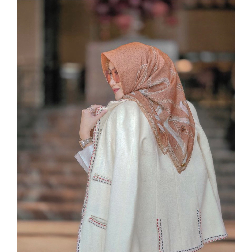 Buttonscarves Chain Series 1 Majesty Preloved