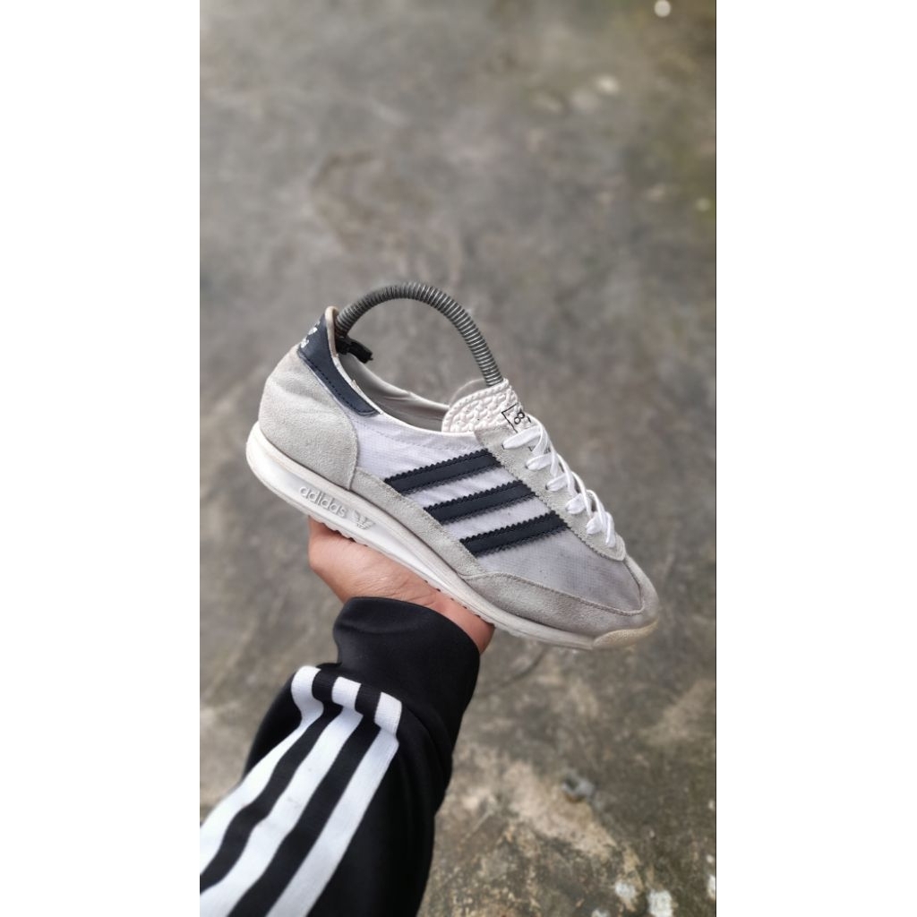 Adidas SL72 White - black