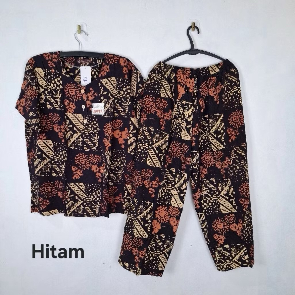 DASTER PIYAMA KENCANA UNGU LENGAN PENDEK CELANA PANJANG BAHAN KATUN RAYON MODEL TERBARU