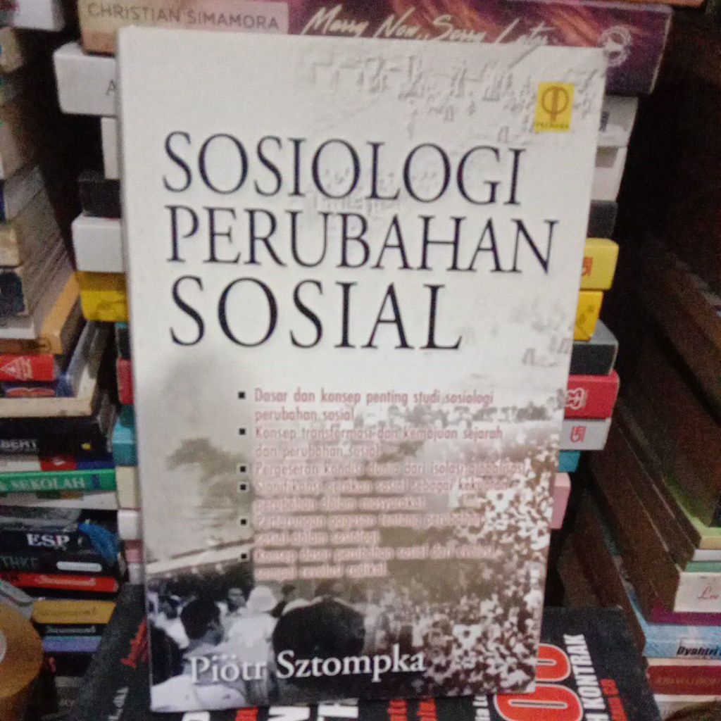 sosiologi perubahan sosial Piotr