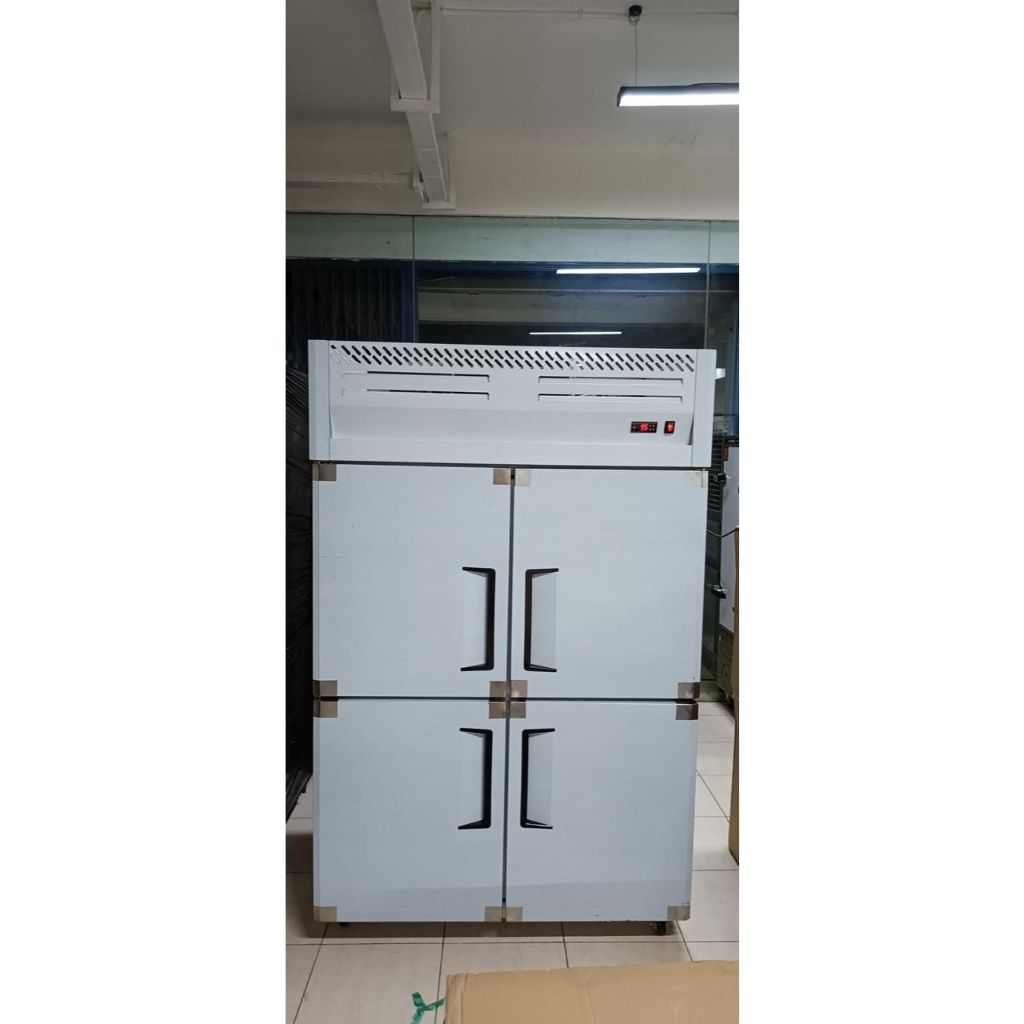 Upright Freezer 4 Pintu Kulkas Pendingin Restoran Hotel Dapur BWE Royalstar
