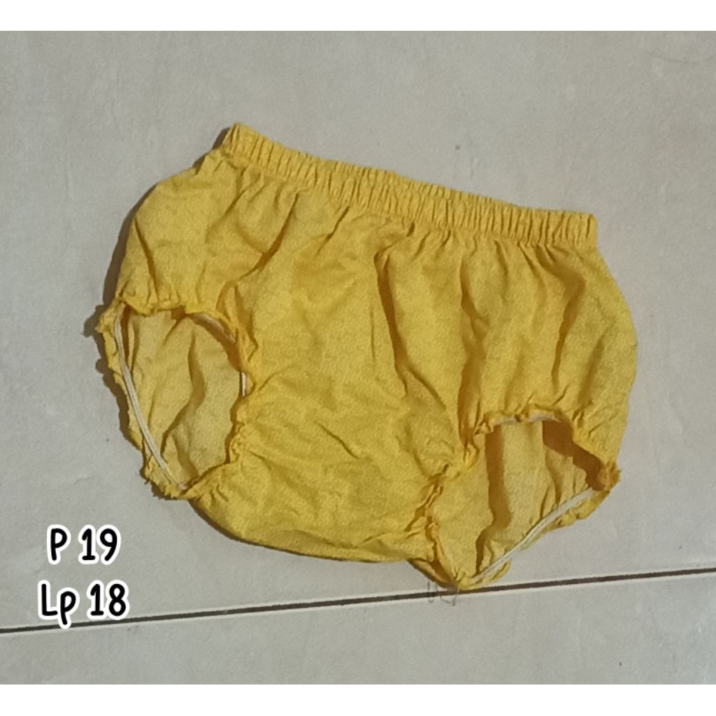 PL - celana dalam anak perempuan 2-3 tahun warna kuning pakaian dalam dalaman inner