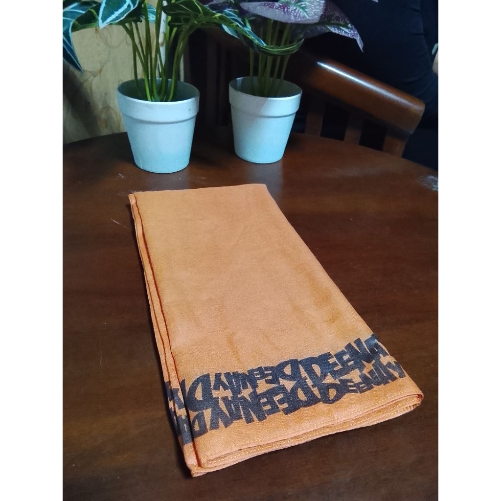 Preloved kerudung deenay ORI terawat