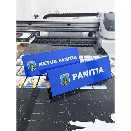 Papan Nama Meja Akrilik Custom