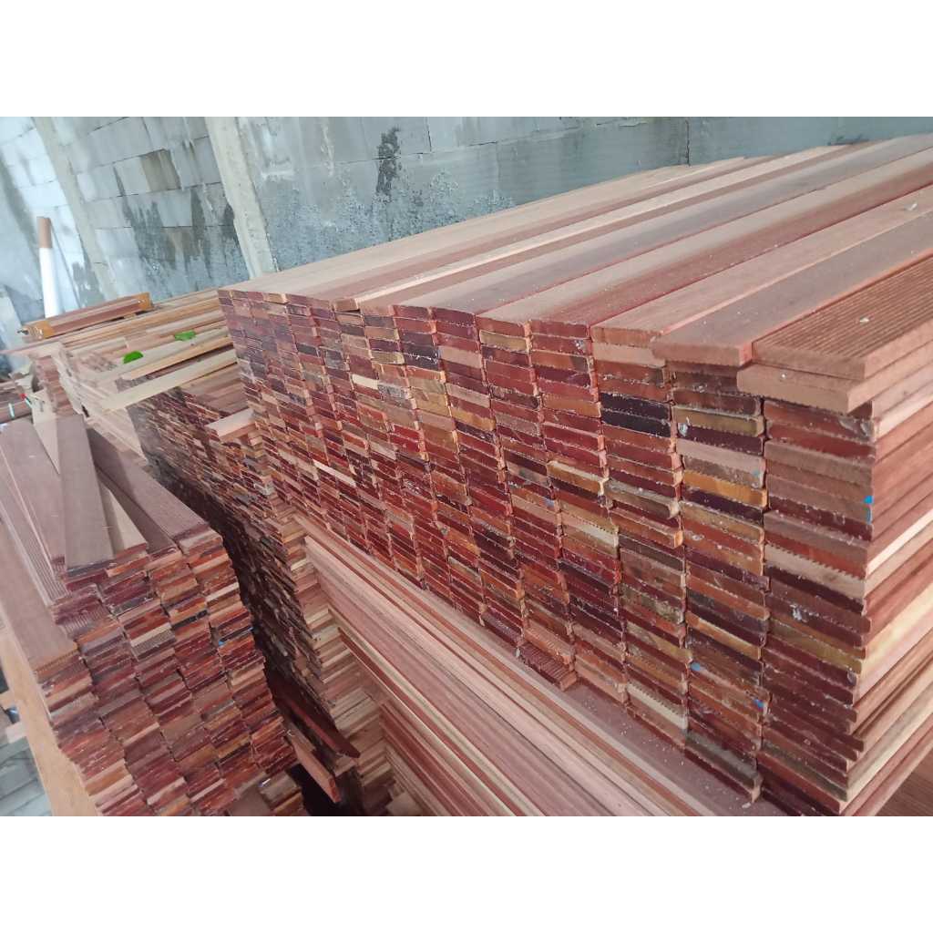 Decking Kayu Bengkirai Panjang - Papan Bengkirai Kalimantan