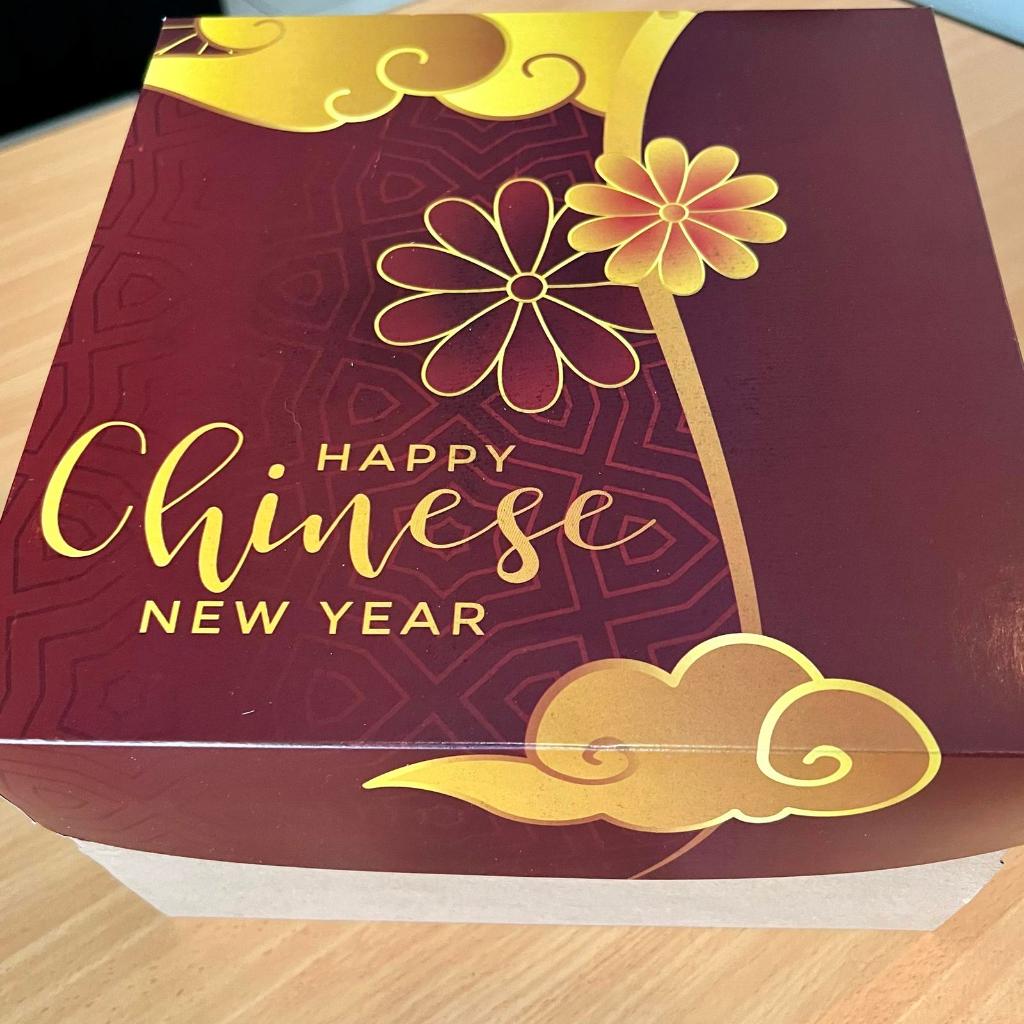 dus kue motif bunga dus packaging cake brownies CNY ukuran 22x22cm
