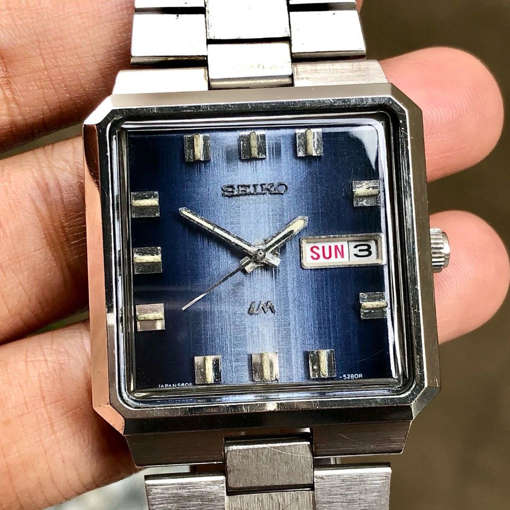 Seiko LM Blue Dial 5606-5110