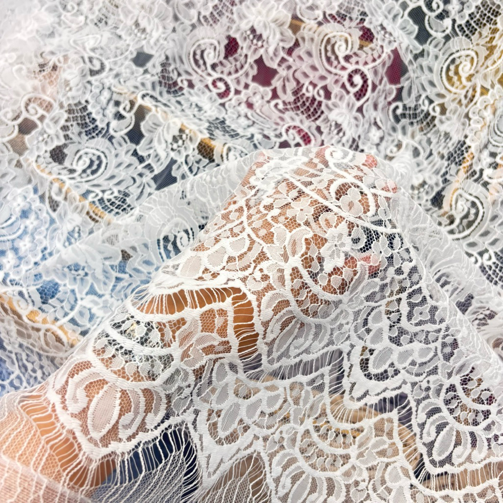 (2.5 METER) Bahan Kain Brukat Panel Motif Bunga Ulir Warna PUTIH untuk Wedding Kebaya Dress