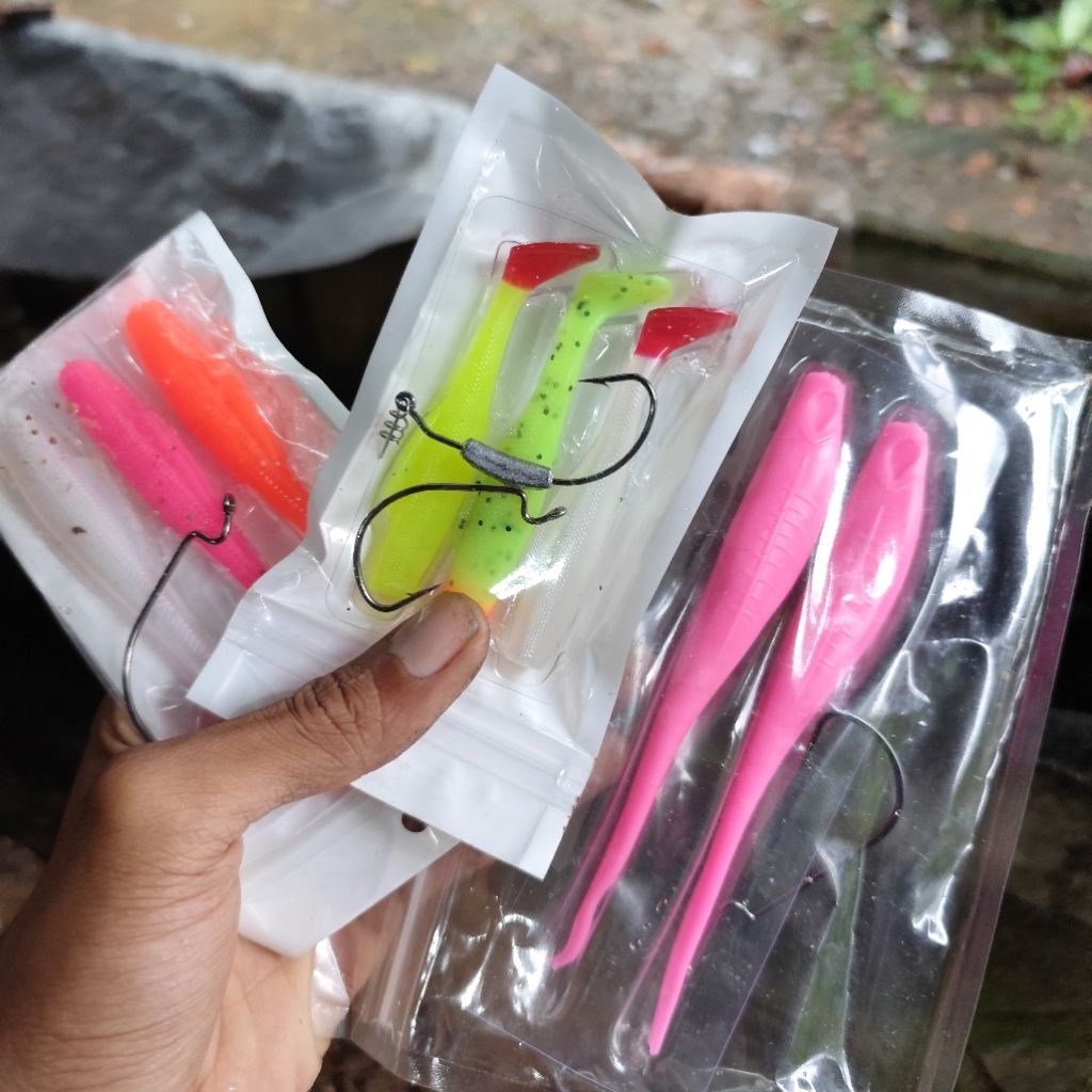 umpan pancing softlure + hook siap pakai umpan casting gabus toman