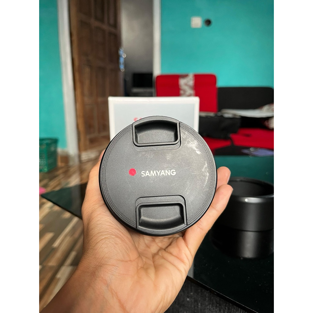 Samyang AF 85mm f1.4 for nikon full box