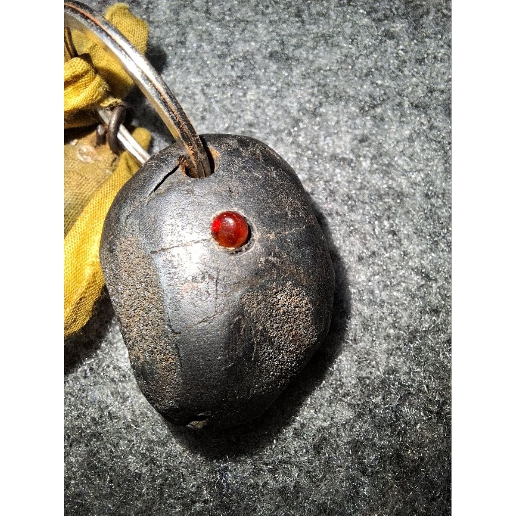 batu meteor dan batu klabang