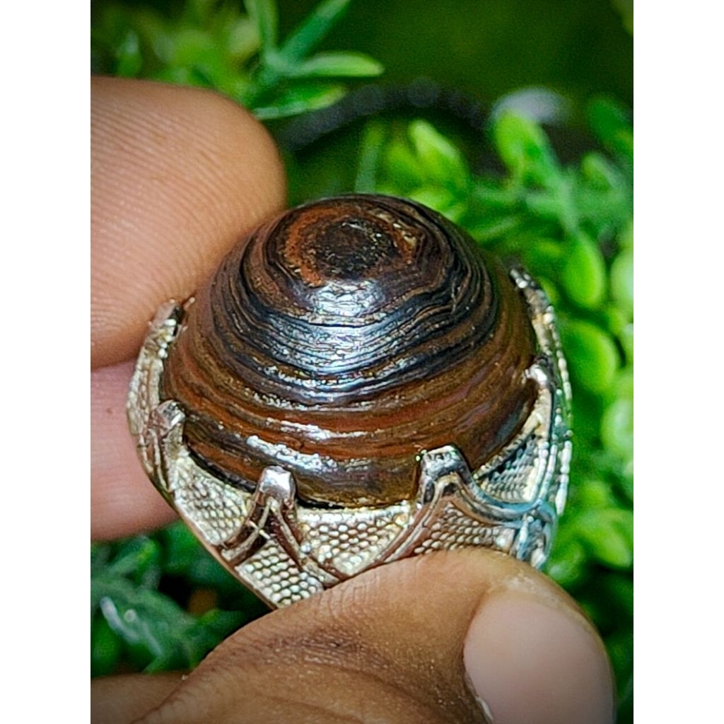 akik puser bumi badar besi timbul antik tembus bawah lengket magnet