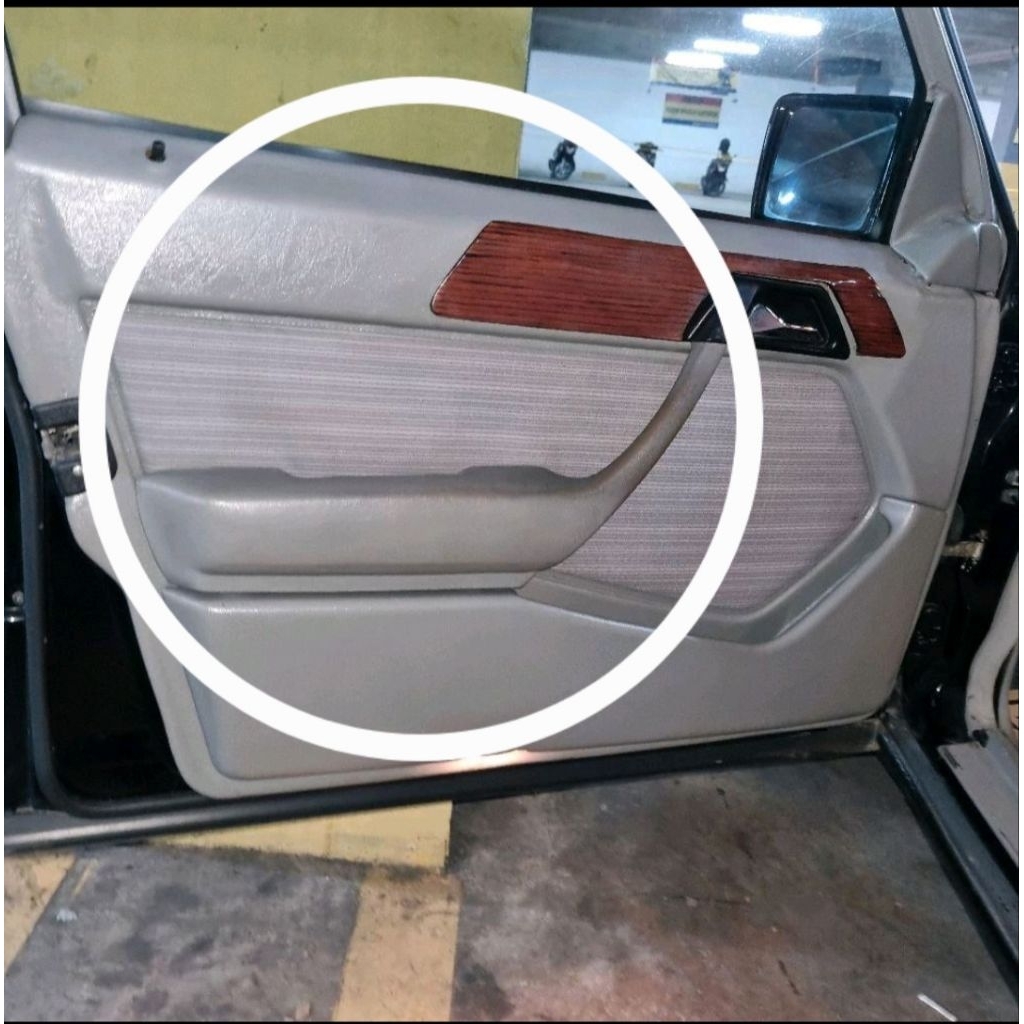 Door handle pintu dalam mercedes benz W124