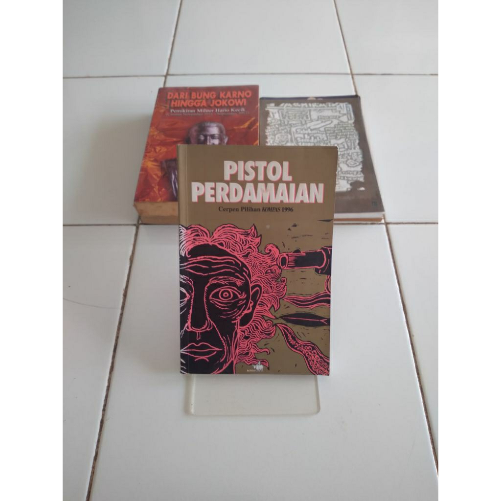 kuntowijoyo pistol perdamaian