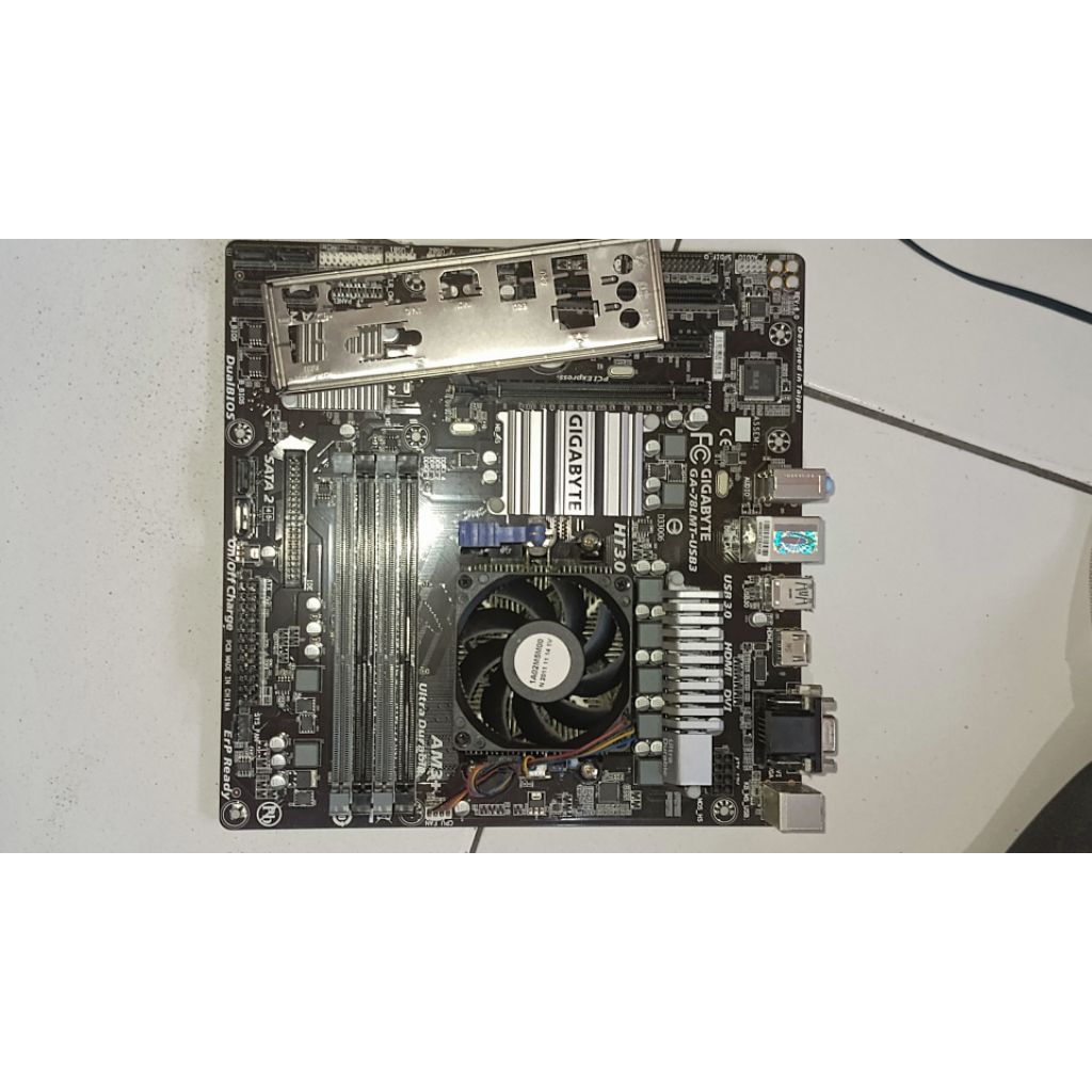 Gigabyte GA-A78lmt UsB 3 am3/am3+