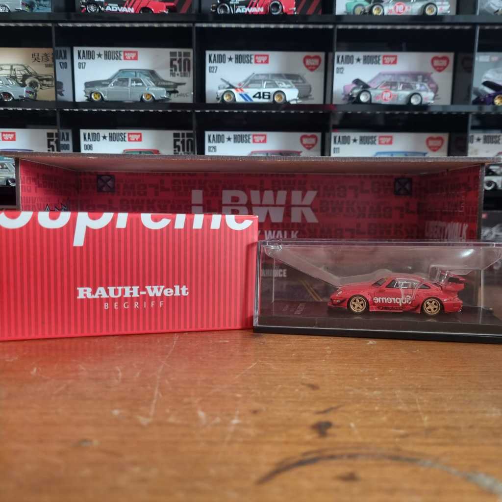 CM Model Supreme Porsche 993 RWB