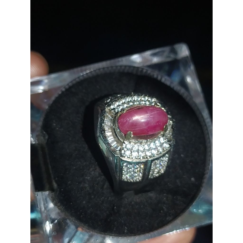 RUBY BURMA STAR SERTIFIKAT. DIKIRIM SESUAI GAMBAR