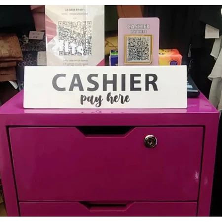 Papan Meja Kasir Akrilik / Cashier Acrylic Table Sign
