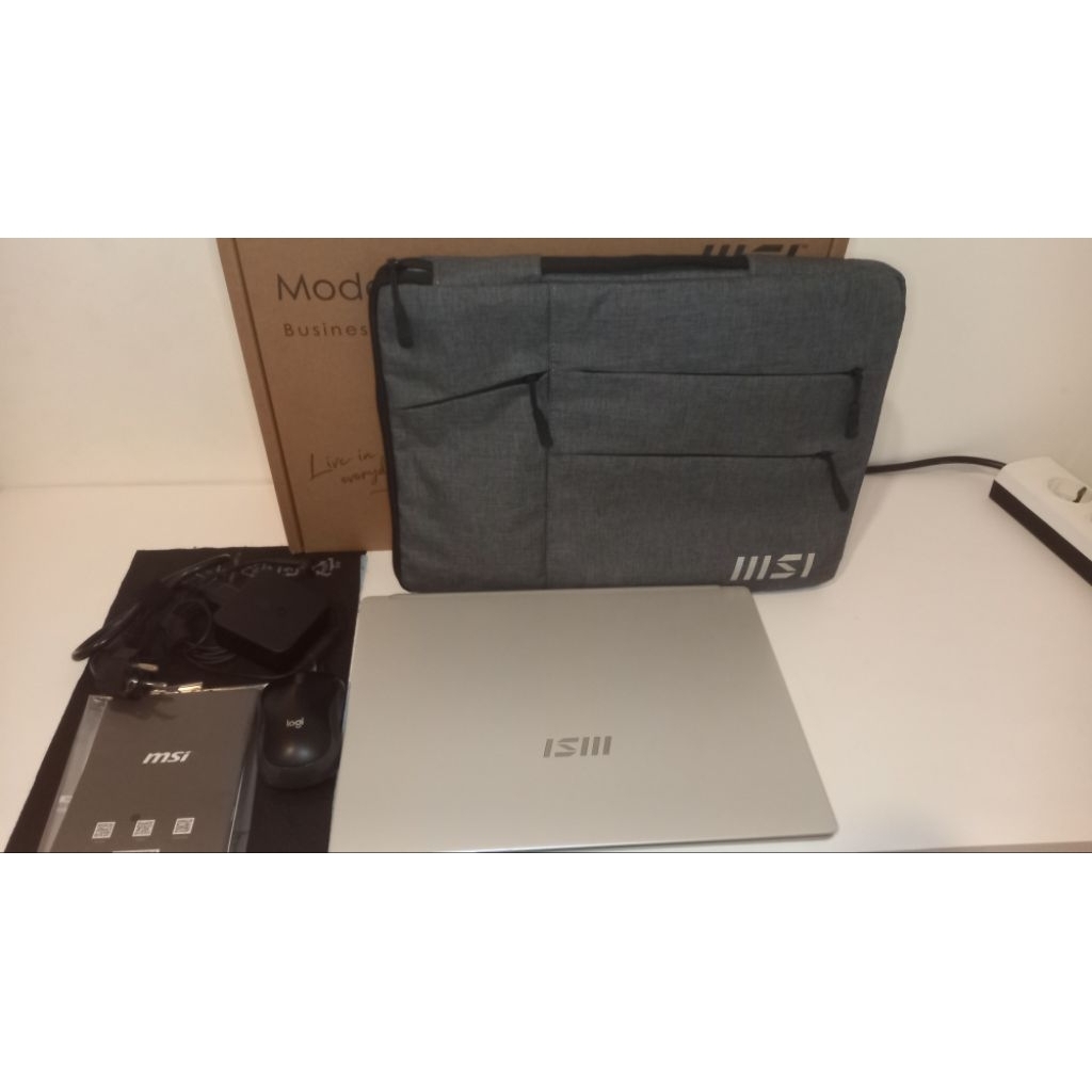 Laptop MSI Modern 14 Core i3 8/512 GB
