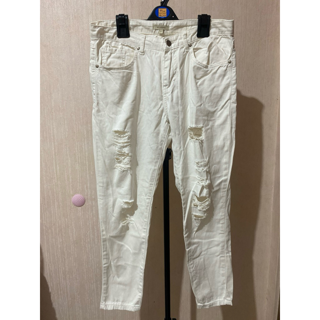 PRELOVED CELANA JEANS ET CETERA