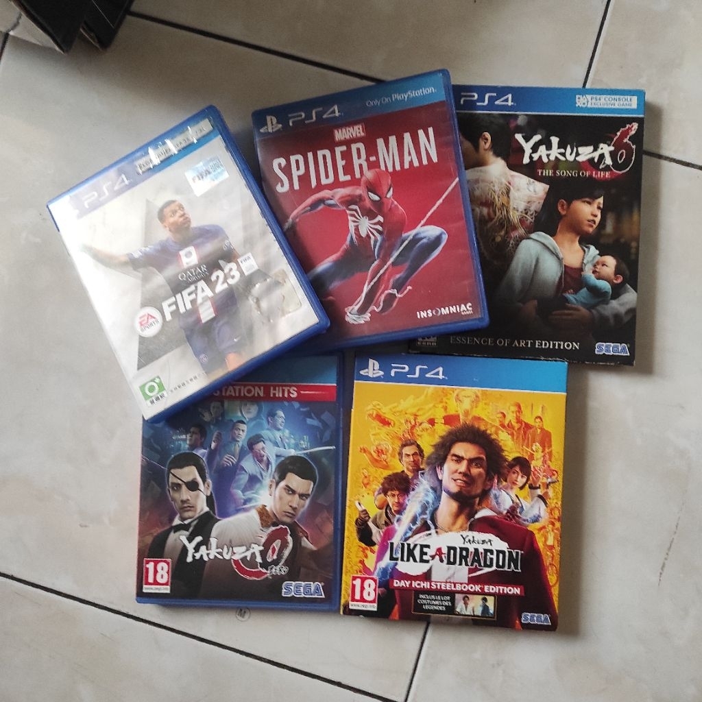 Kaset BD PS4 Spiderman Yakuza FIFA 23