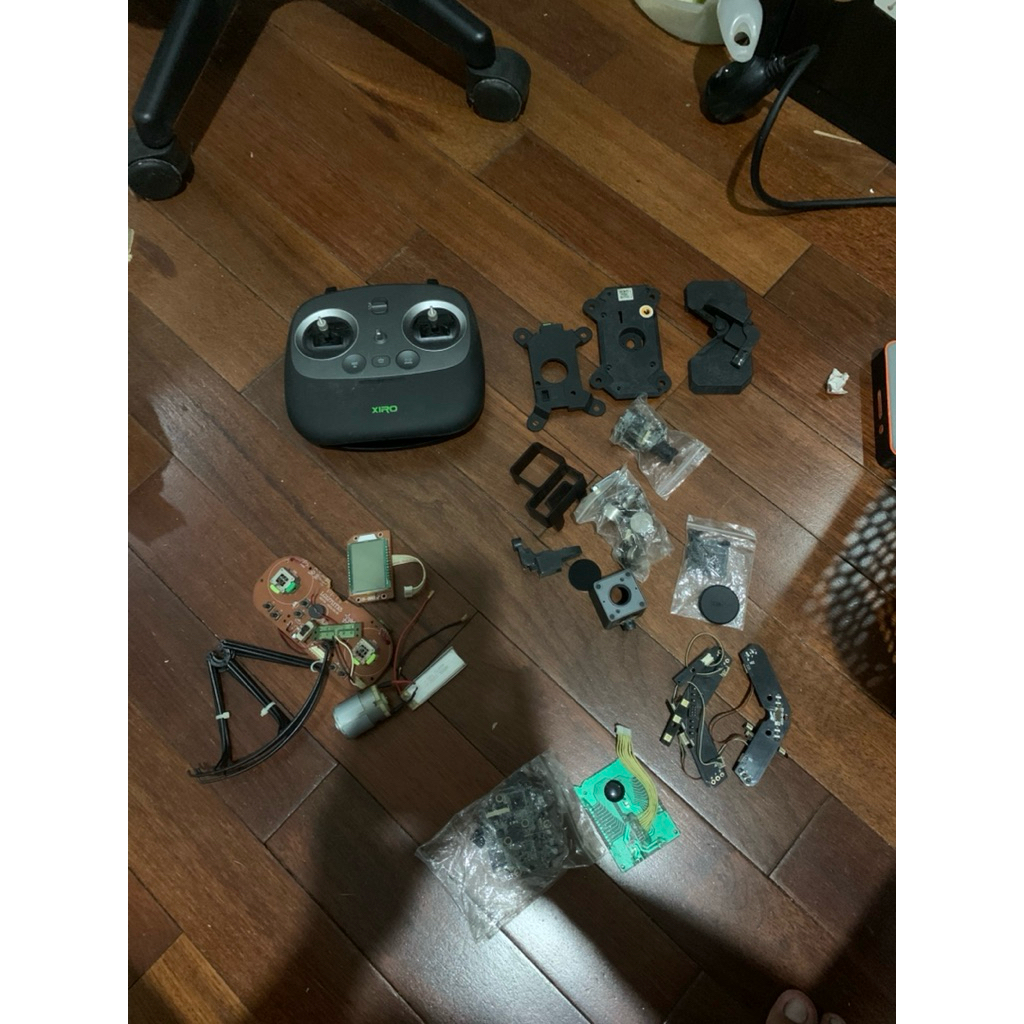Junk RC drone (bonus remote xiro)