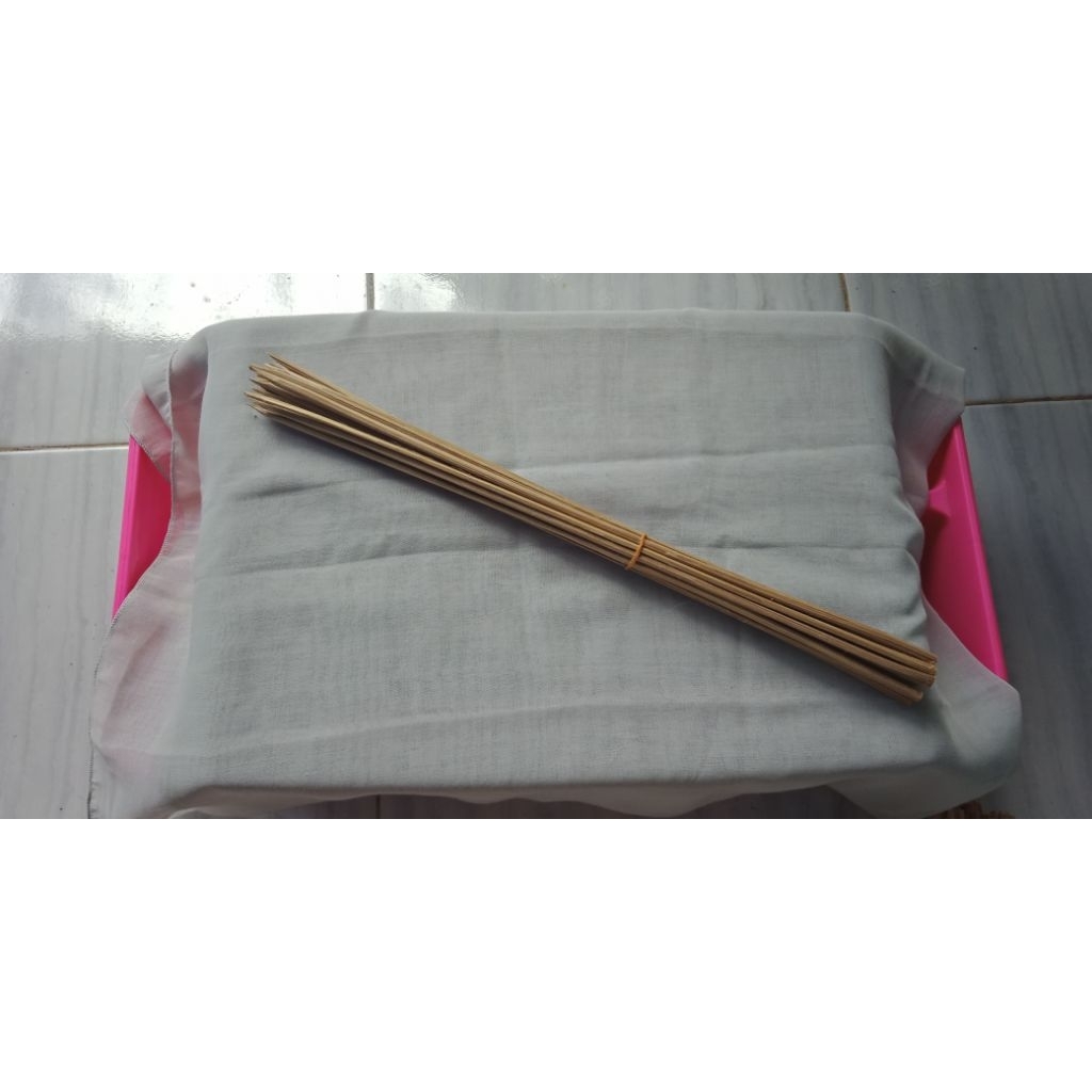 Tusuk sate bambu panjang runcing