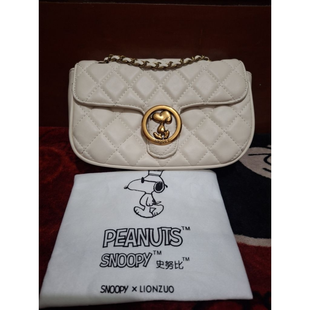PRELOVED TAS SLING SNOOPY X LIONZUO ORIGINAL