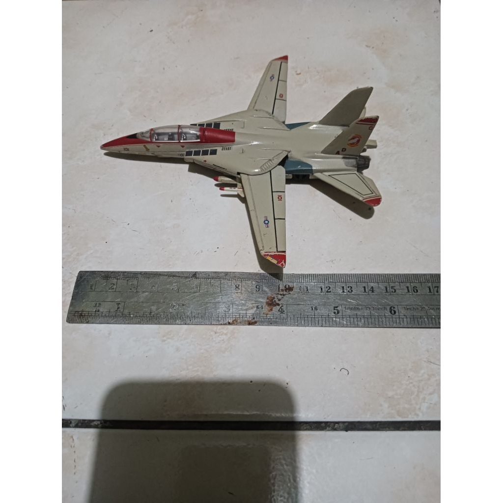 Diecast pesawat F14 tomcat merk realtoys