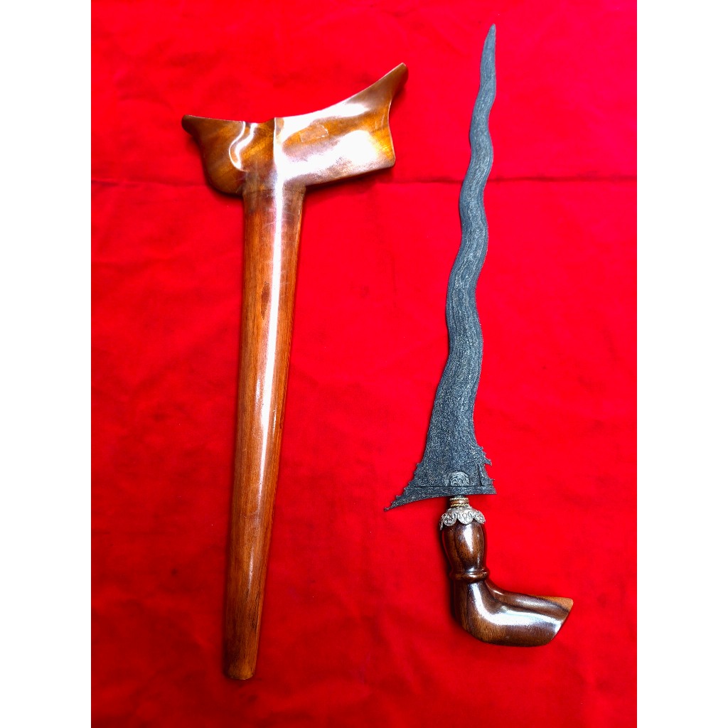 Keris Sepuh Carubuk Luk 9 Pamor Beras Wutah Kutho Mesir
