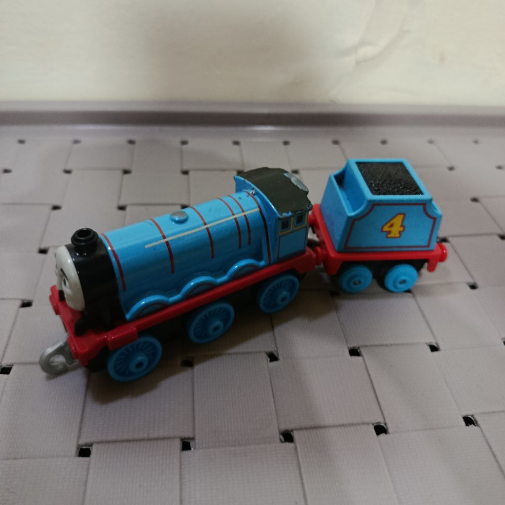 Preloved Thomas & Friends Gordon Biru