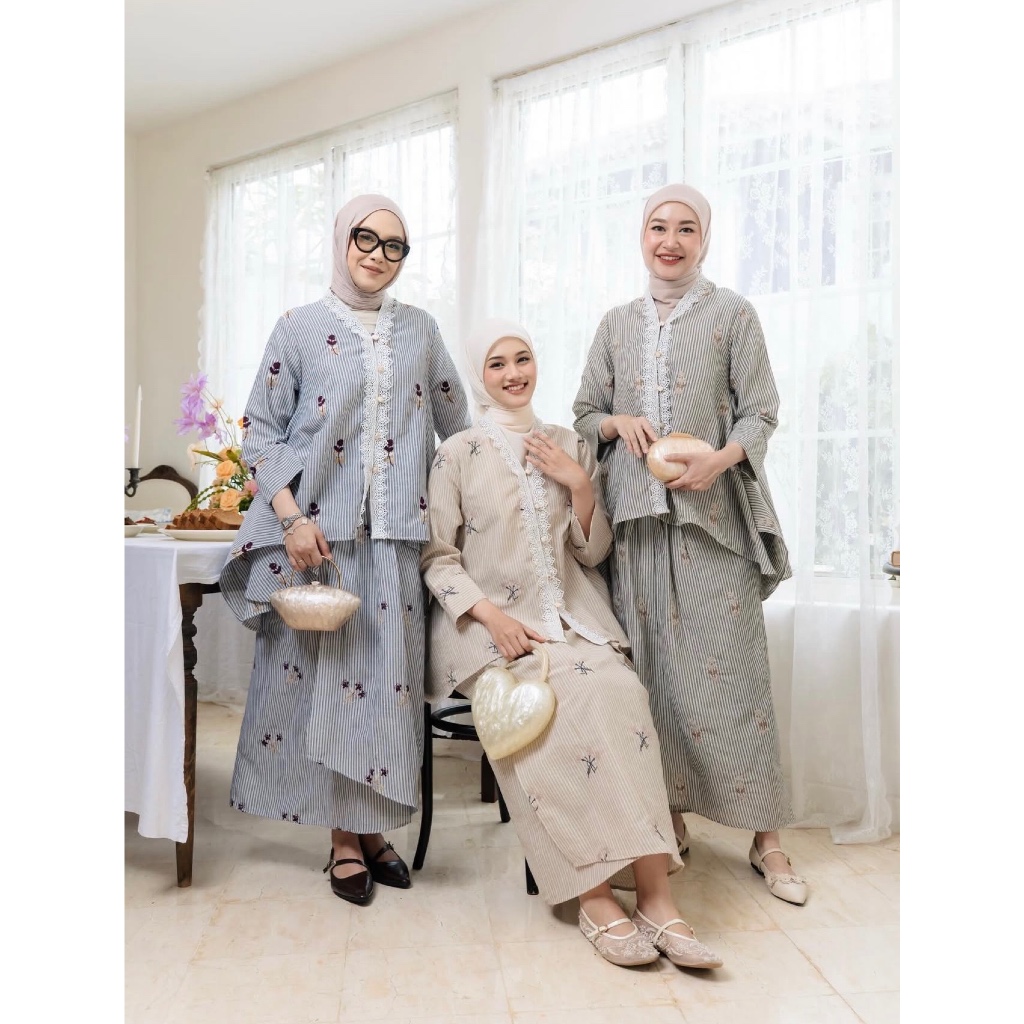 Humaira Set Raya Series by Haidee Orlin
