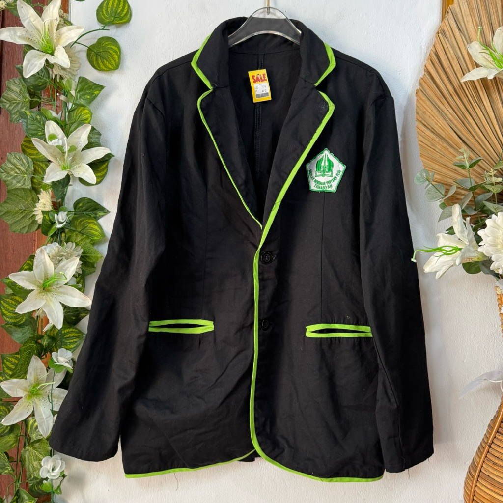 Blazer Hitam Sekolah L