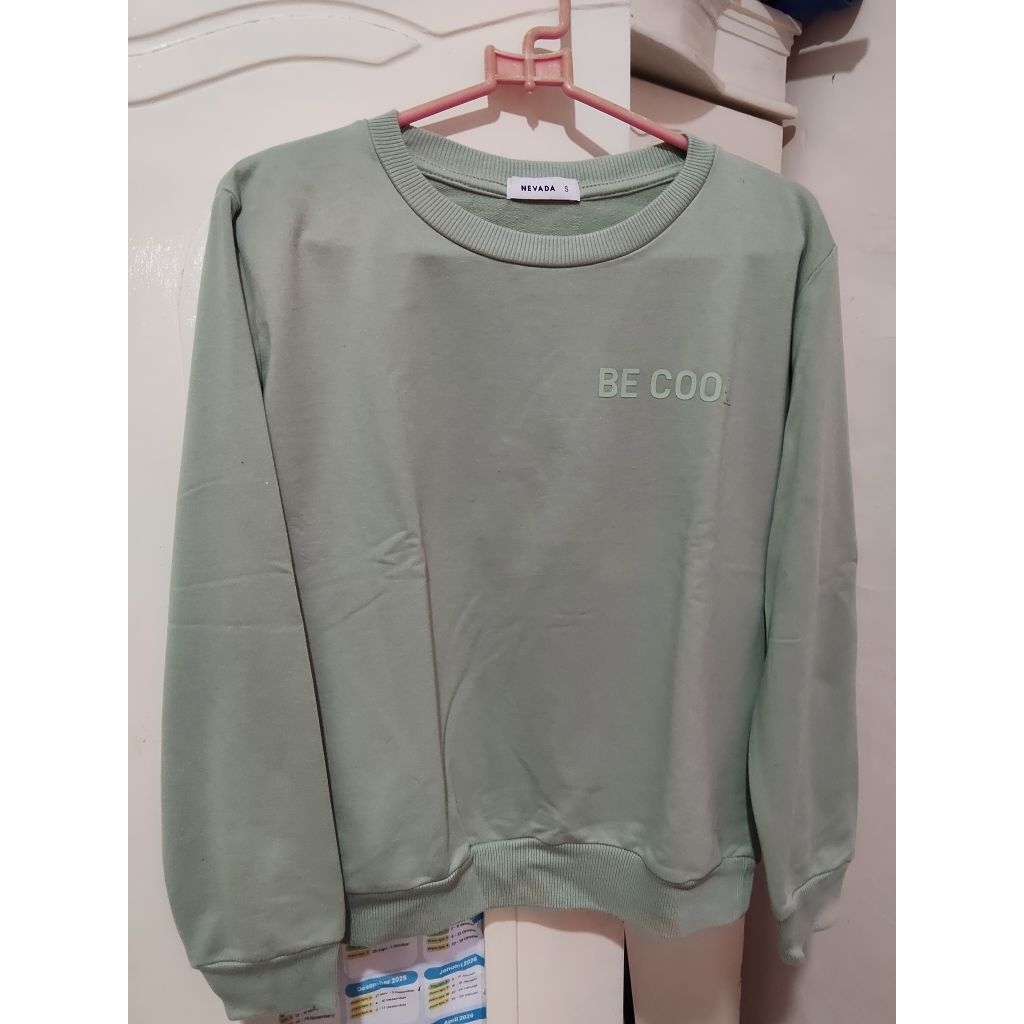 preloved sweater nevada