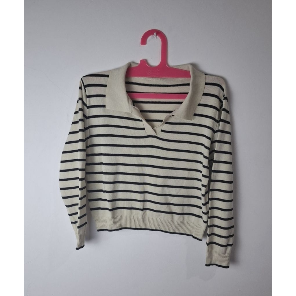 Sweater Polo Wanita